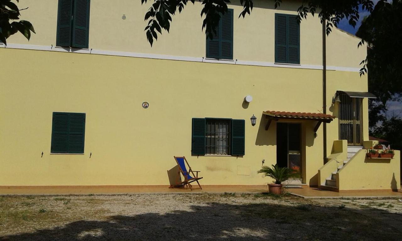 Bed and Breakfast Casale Fernando Tarquinia Exterior foto